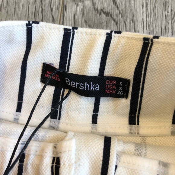 NWT Bershka Striped Zipper Shorts - Picture 3 of 5